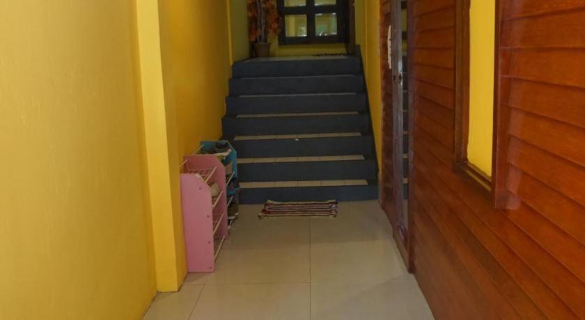 Oyo 730 Meedee Hostel Bangkok Exterior foto